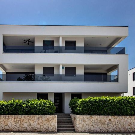 Luxury Apartment Luna Vantacici Exterior photo
