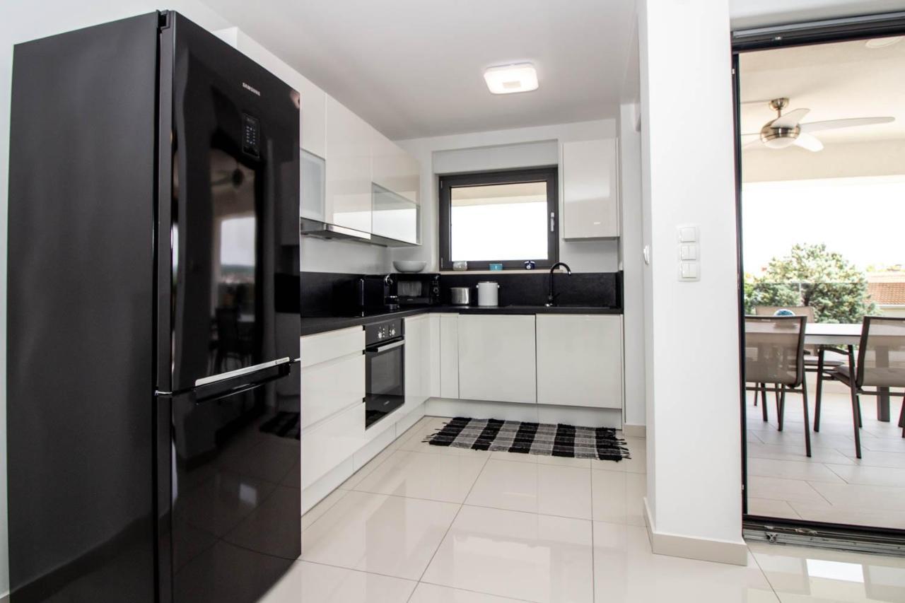 Luxury Apartment Luna Vantacici Exterior photo