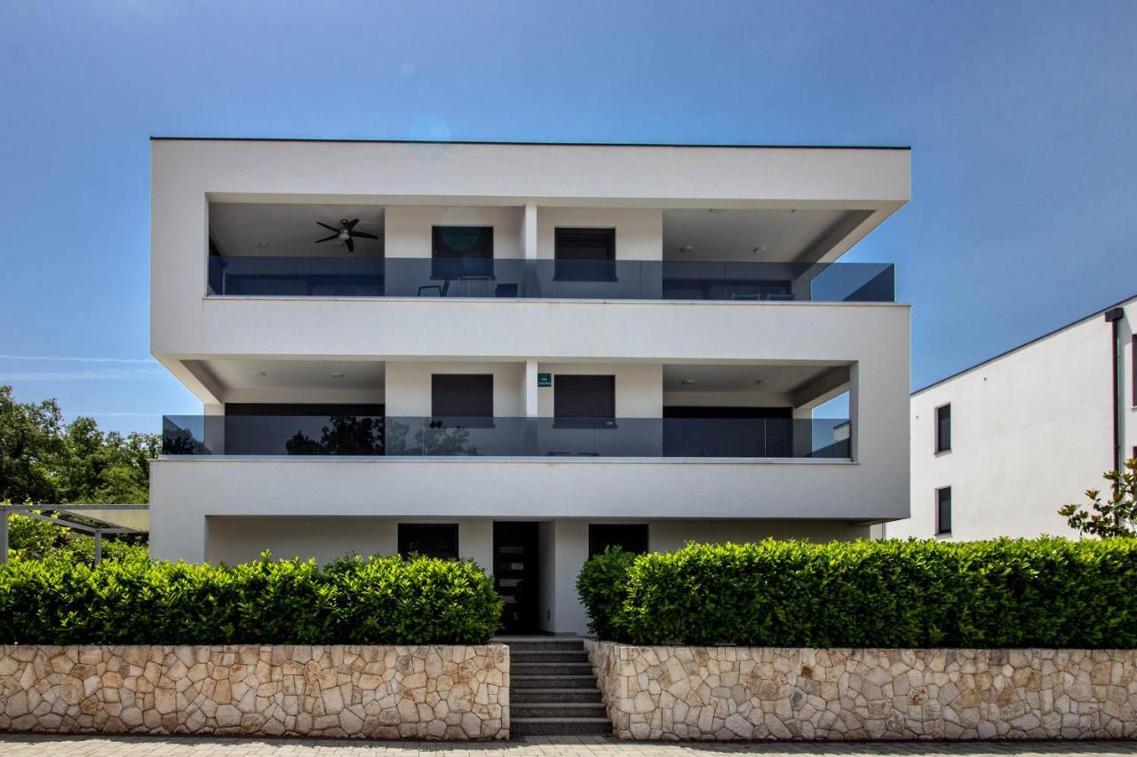 Luxury Apartment Luna Vantacici Exterior photo